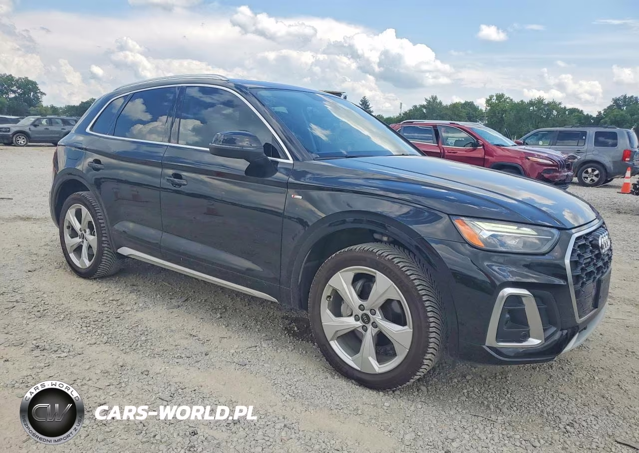 2023 Audi Q5 Premium Plus 45 VIN:WA1EAAFY7P2105746 - 4
