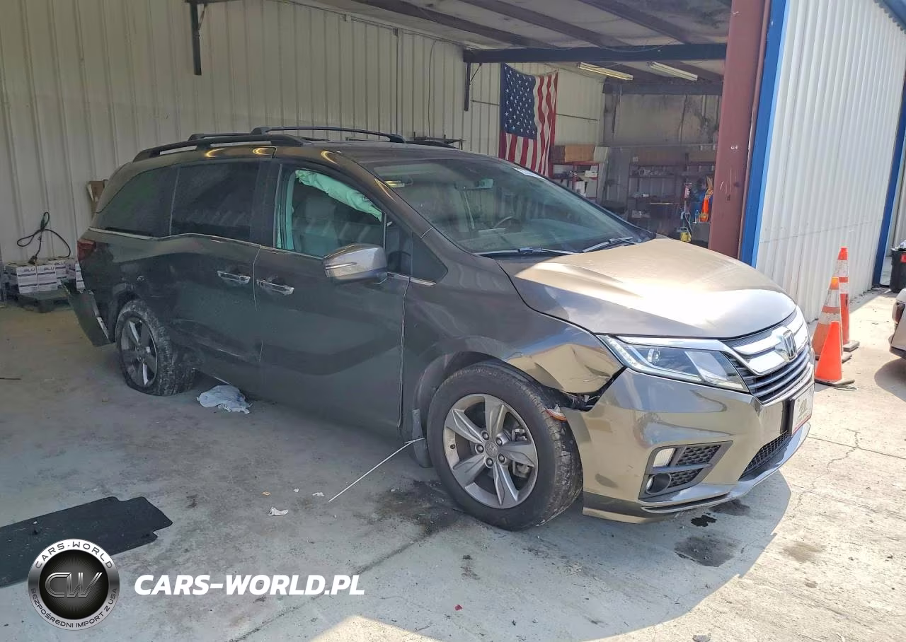 2018 Honda Odyssey Exl VIN:5FNRL6H78JB035830 - 4