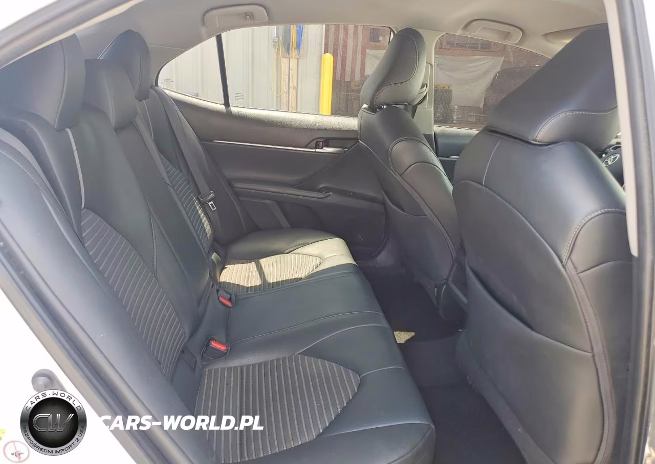 2019 Toyota Camry Se VIN:4T1B11HK7KU772424 - 10
