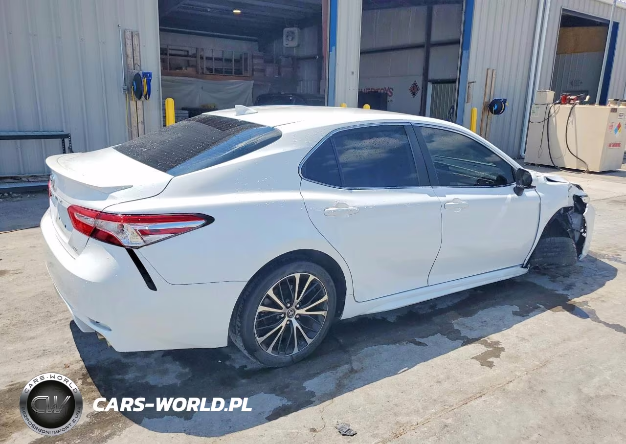 2019 Toyota Camry Se VIN:4T1B11HK7KU772424 - 3
