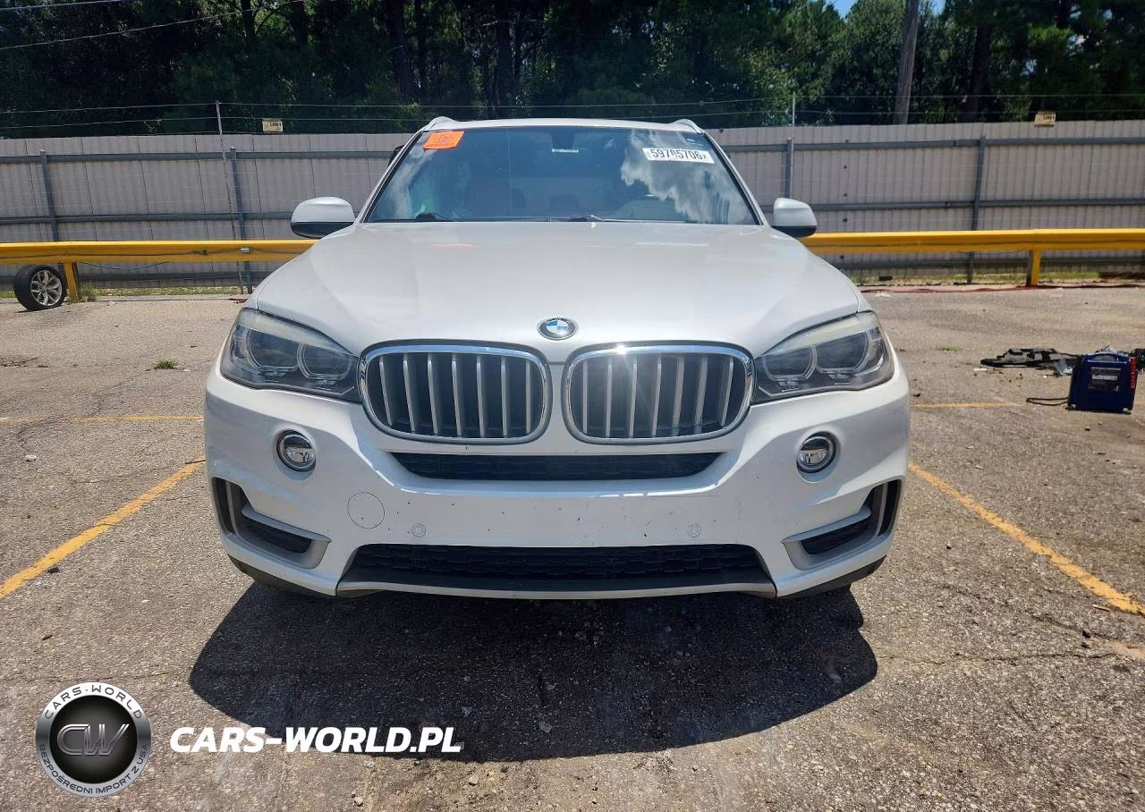 2017 BMW X5 xDrive35I VIN:5UXKR0C33H0V70301 - 5