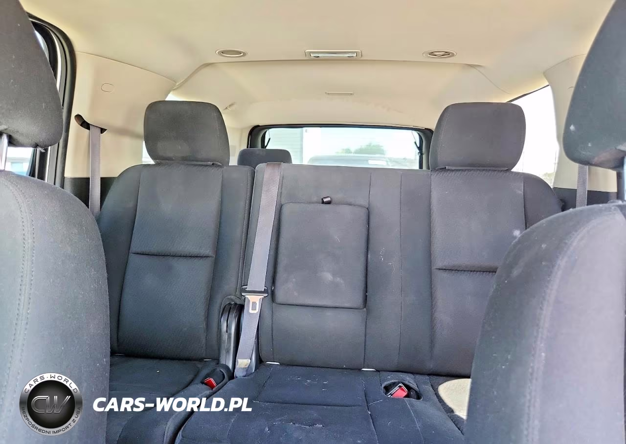 2013 Chevrolet Suburban K1500 Ls VIN:1GNSKHE7XDR358044 - 10