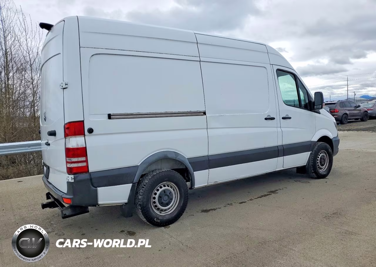 2017 Mercedes Benz Sprinter 2500 Delivery Van VIN:WD3PE7CDXHP527807 - 3