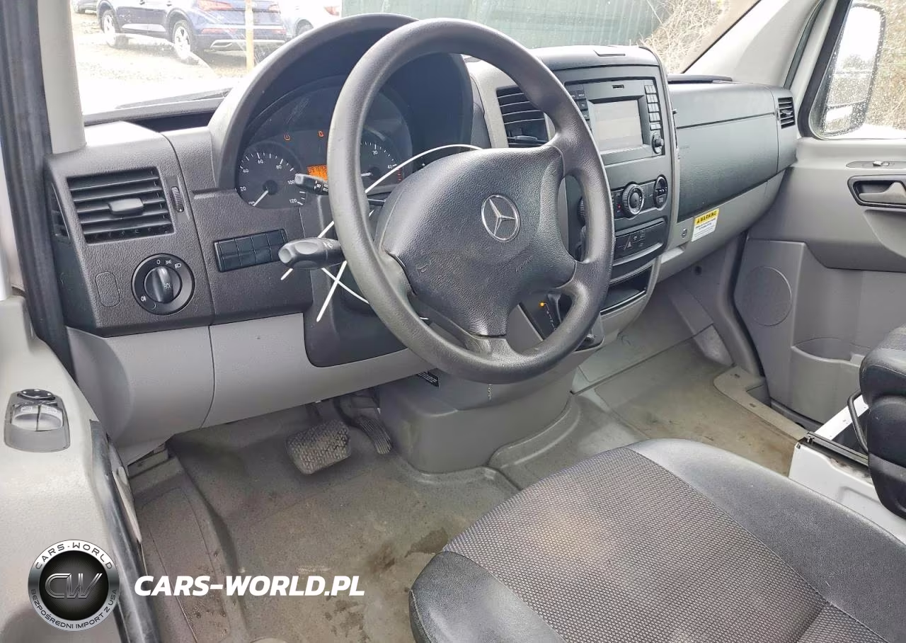 2017 Mercedes Benz Sprinter 2500 Delivery Van VIN:WD3PE7CDXHP527807 - 8