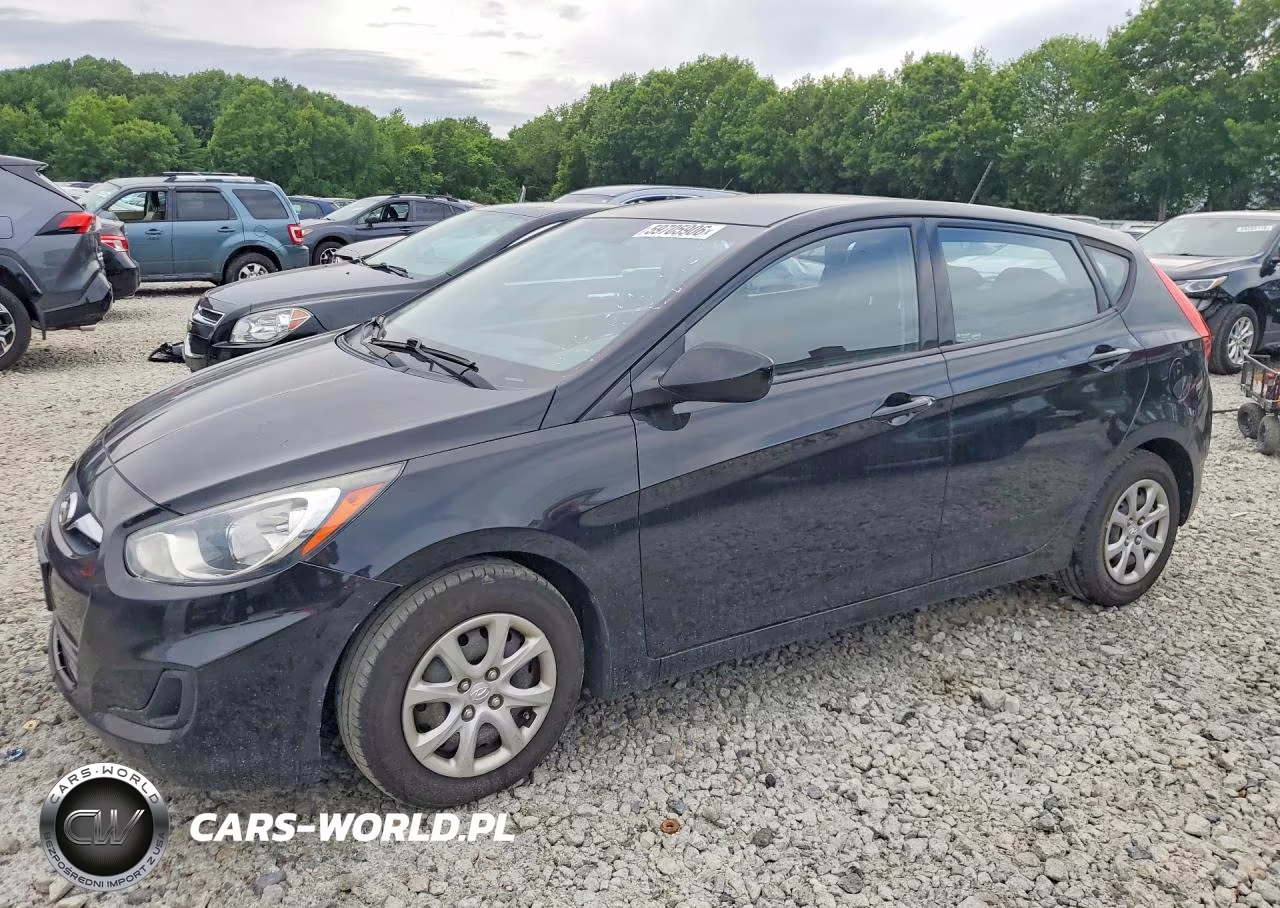 2012 Hyundai Accent Gs