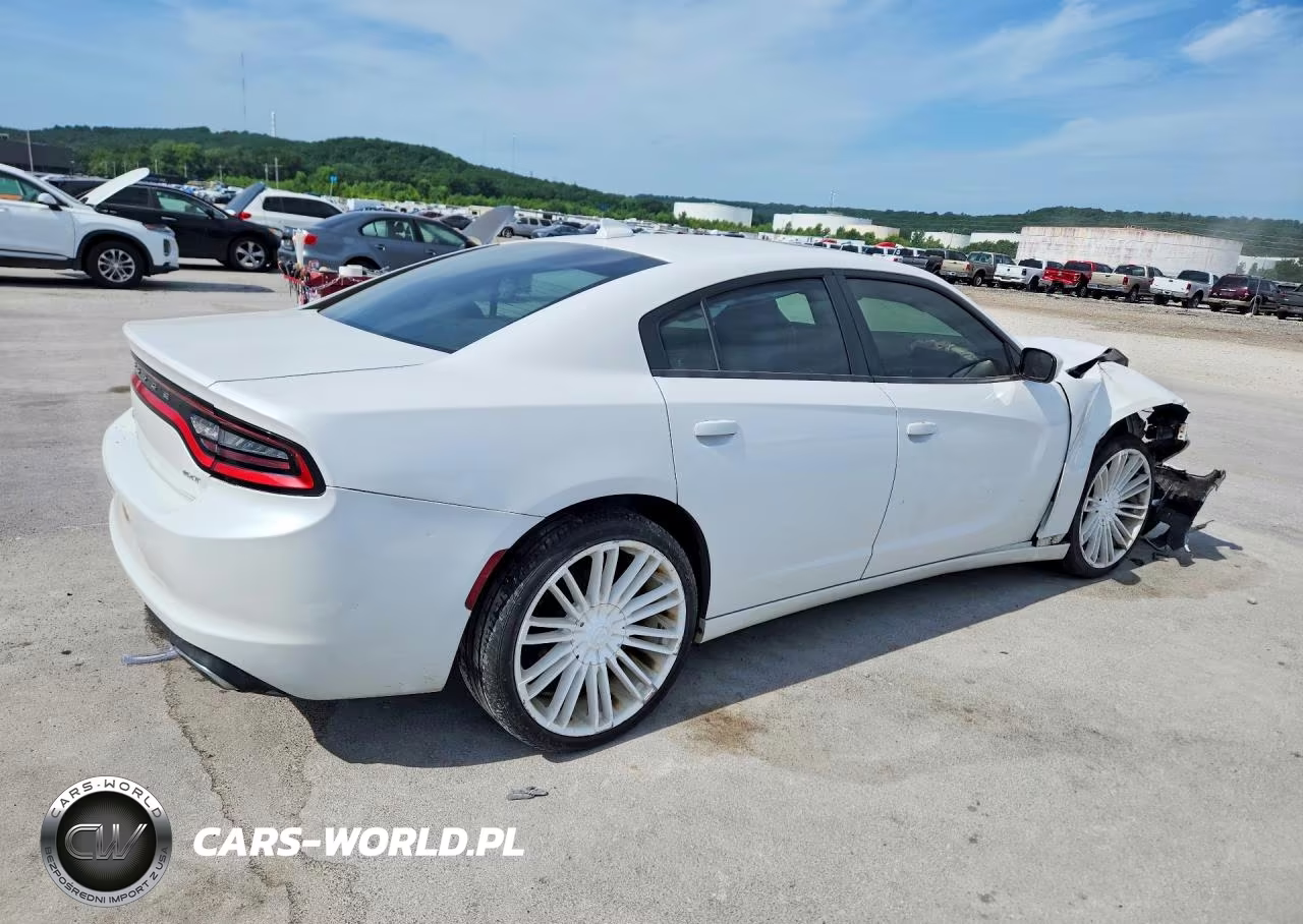2015 Dodge Charger Sxt VIN:2C3CDXHG0FH805744 - 3