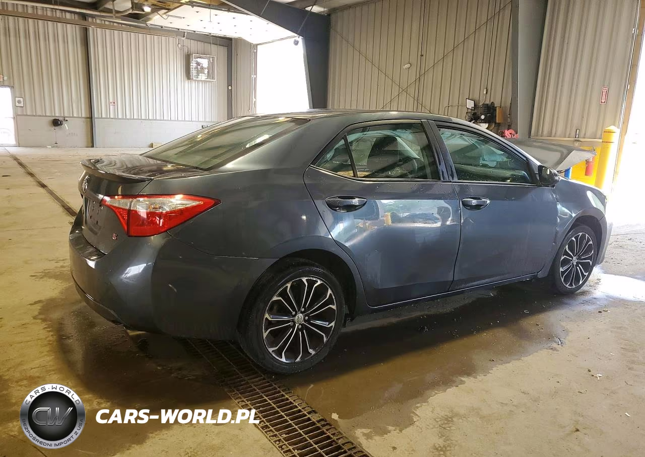 2015 Toyota Corolla S Plus VIN:2T1BURHE1FC371667 - 3