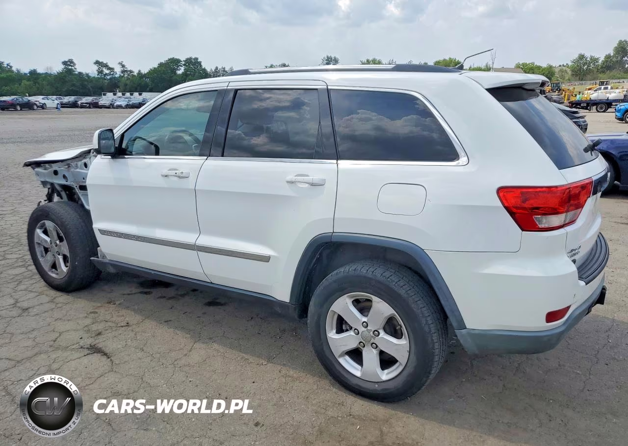 2013 Jeep Grand Cherokee Laredo VIN:1C4RJFAG3DC631459 - 2