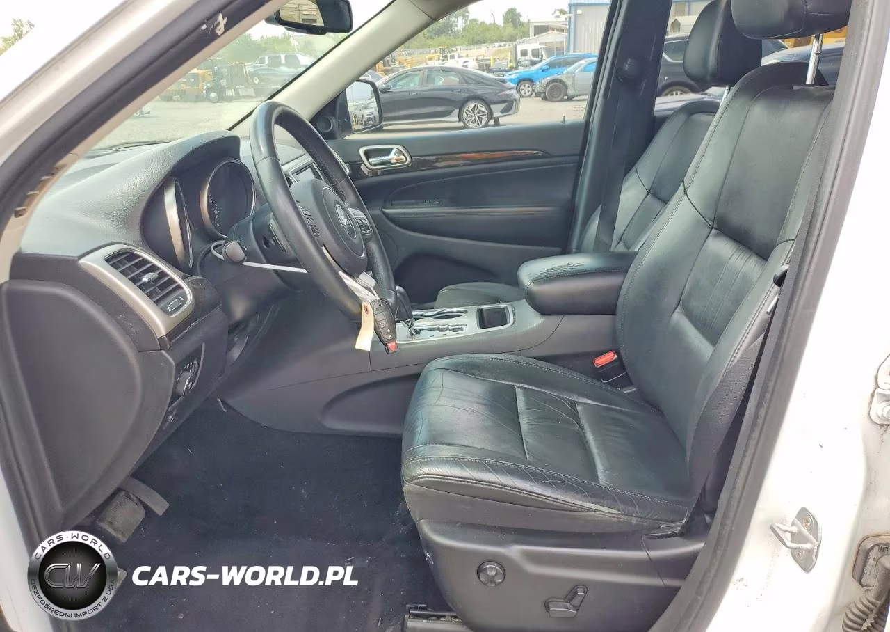 2013 Jeep Grand Cherokee Laredo VIN:1C4RJFAG3DC631459 - 7