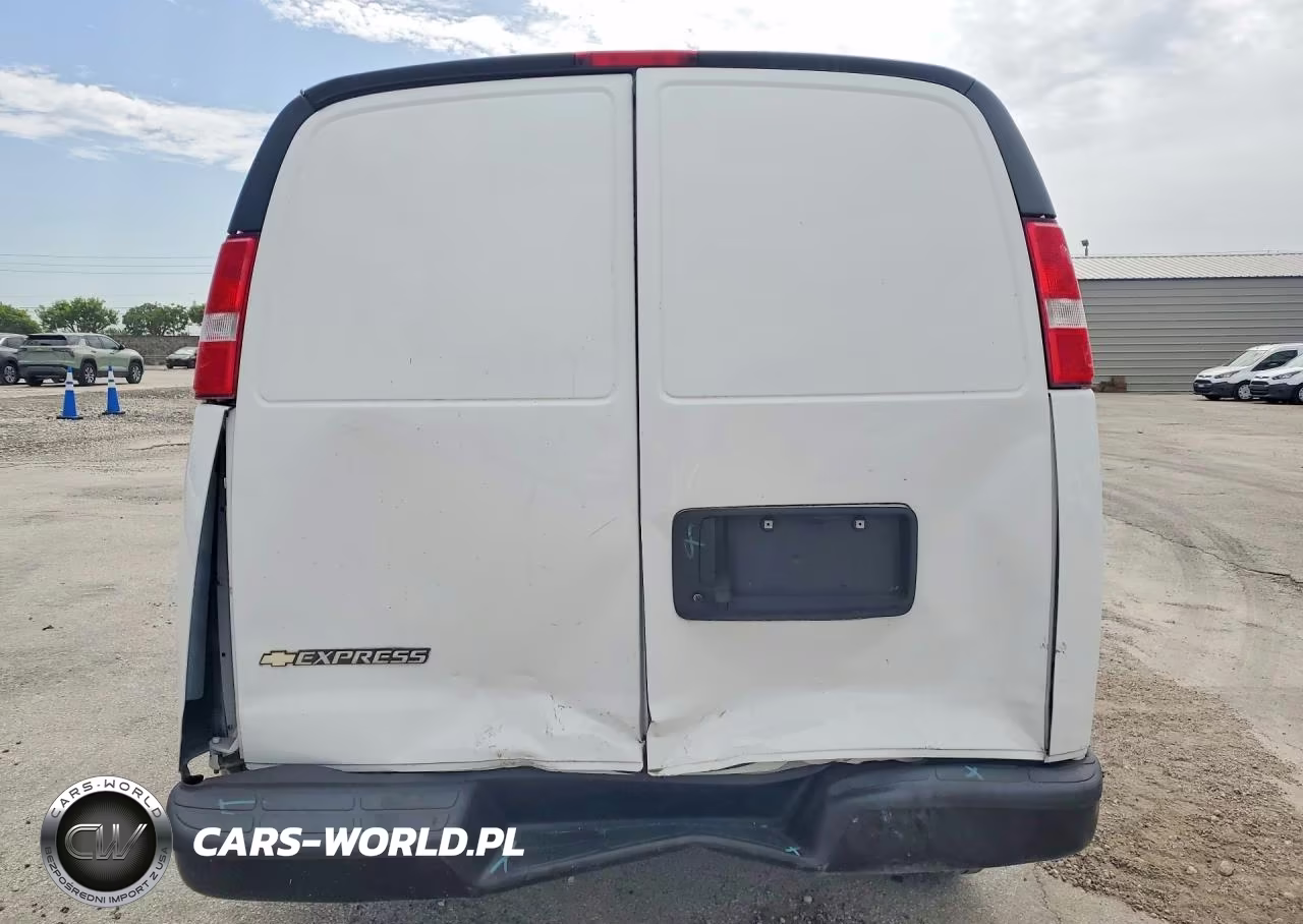2023 Chevrolet Express G2500 VIN:1GCWGAFP6P1115898 - 6