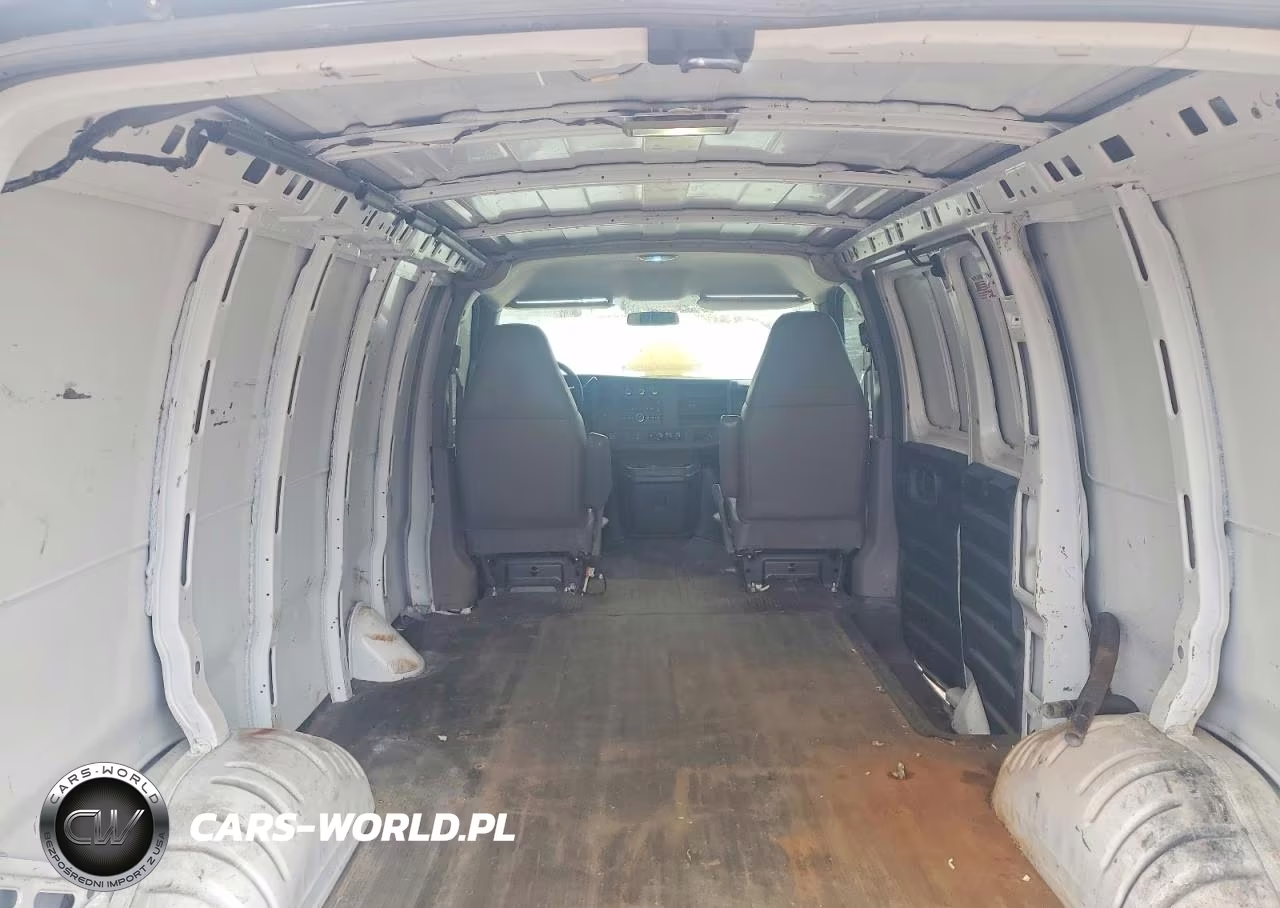 2008 Chevrolet Express G2500 VIN:1GCGG25C281229116 - 10