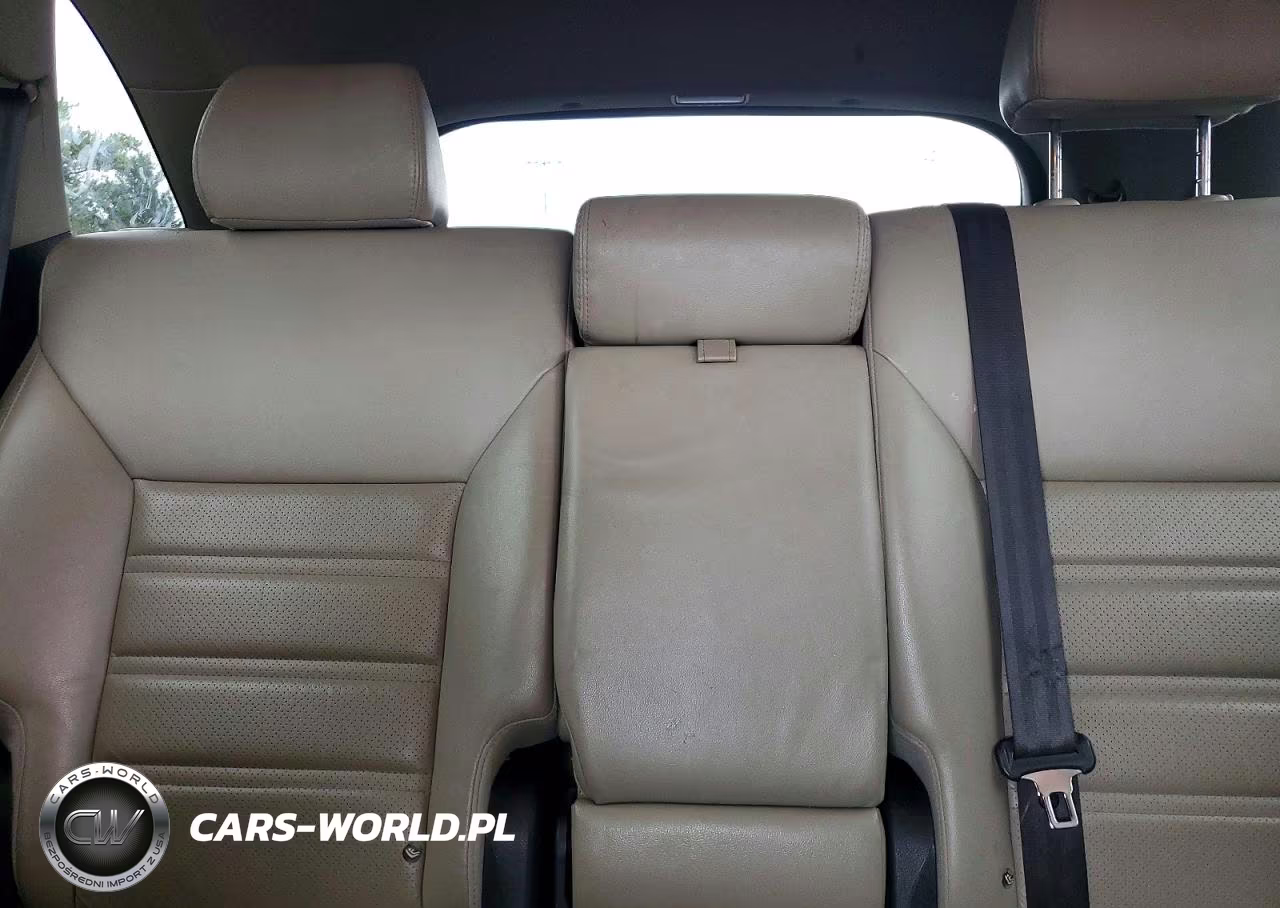 2019 Kia Sorento Ex V6 VIN:5XYPHDA52KG530685 - 10