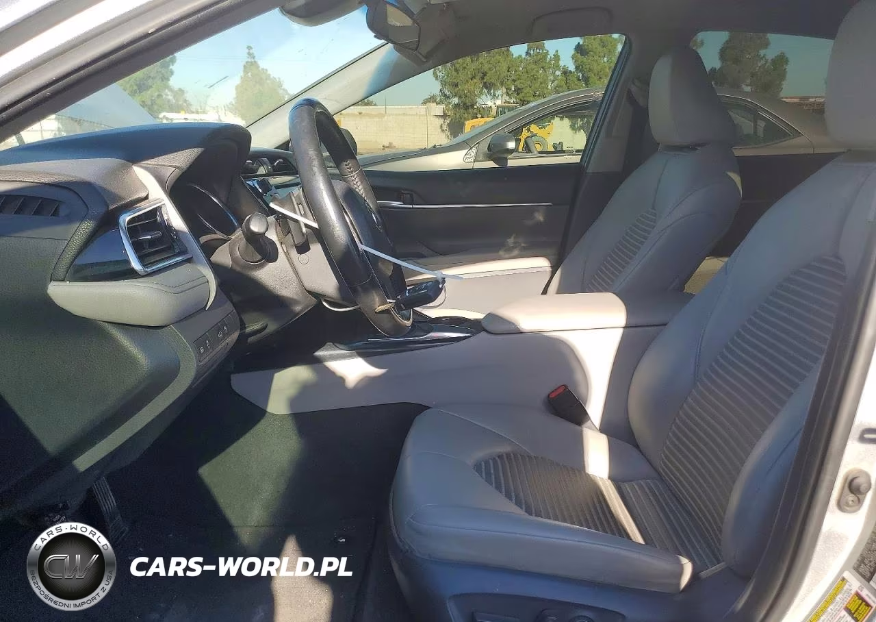2018 Toyota Camry Se VIN:4T1B11HK7JU125150 - 7