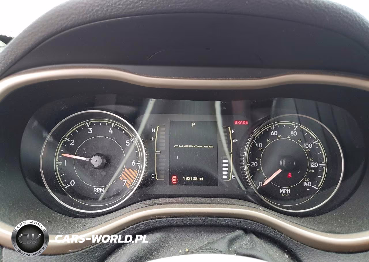 2014 Jeep Cherokee Sport VIN:1C4PJMAB2EW166026 - 9