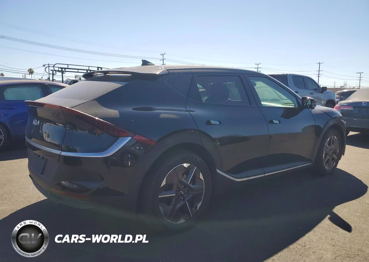 2025 Kia Ev6 Light Long Range VIN:5XYC34JA0SG012326 - 3