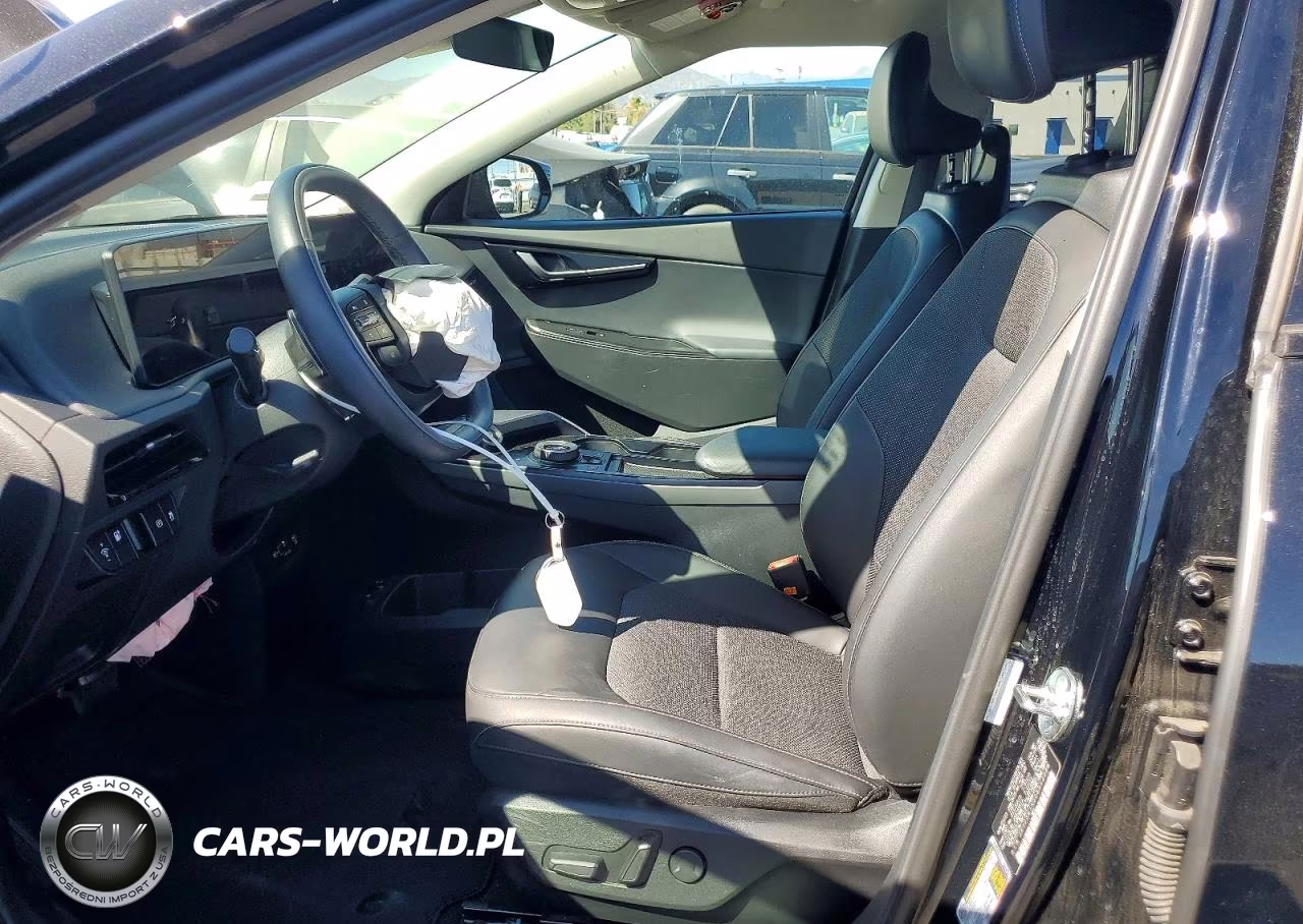 2025 Kia Ev6 Light Long Range VIN:5XYC34JA0SG012326 - 7