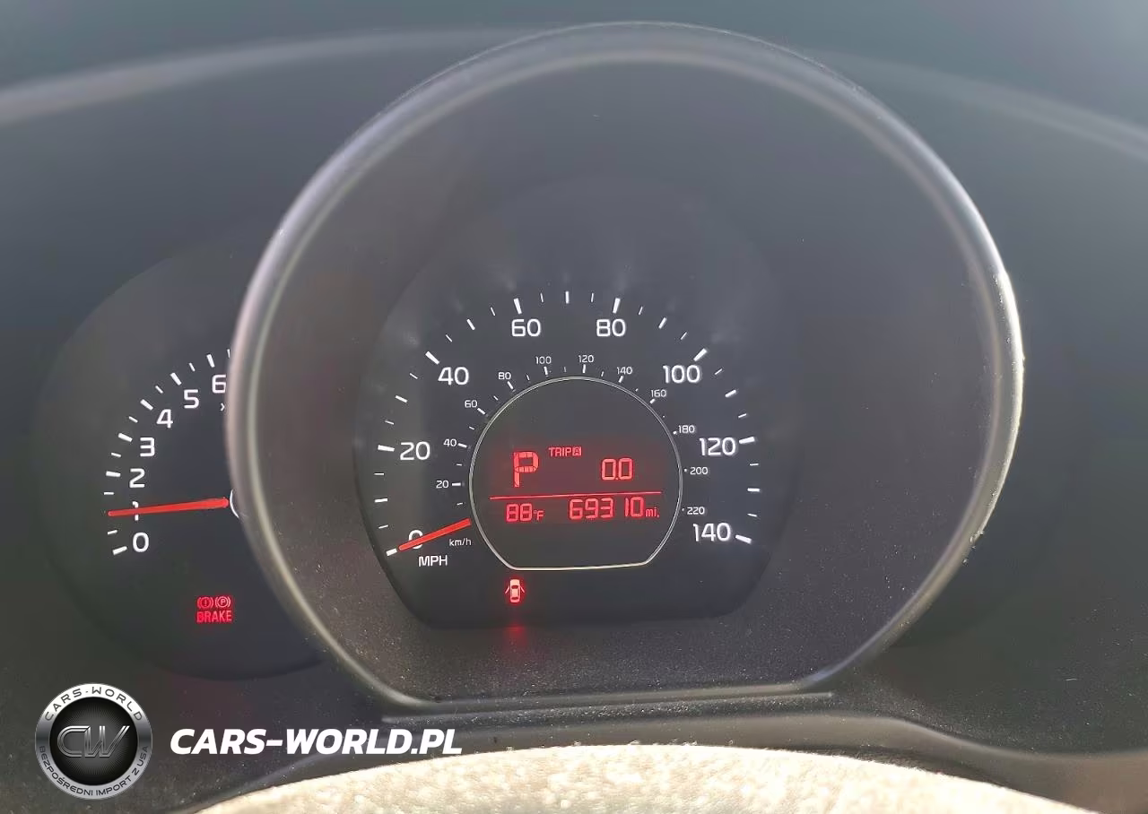 2016 Kia Soul Base VIN:KNDJN2A22G7352113 - 9