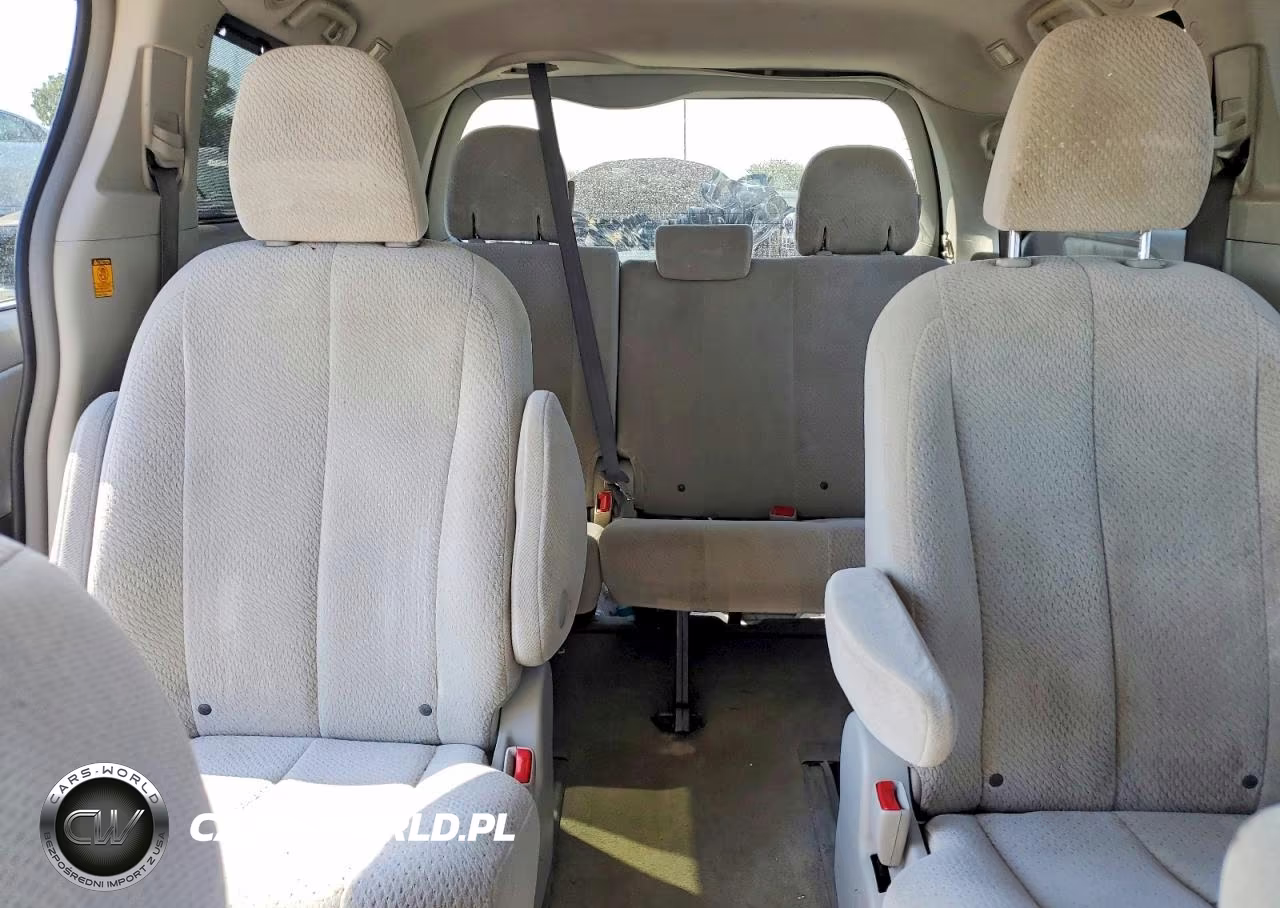 2013 Toyota Sienna Le VIN:5TDJK3DC3DS062127 - 10