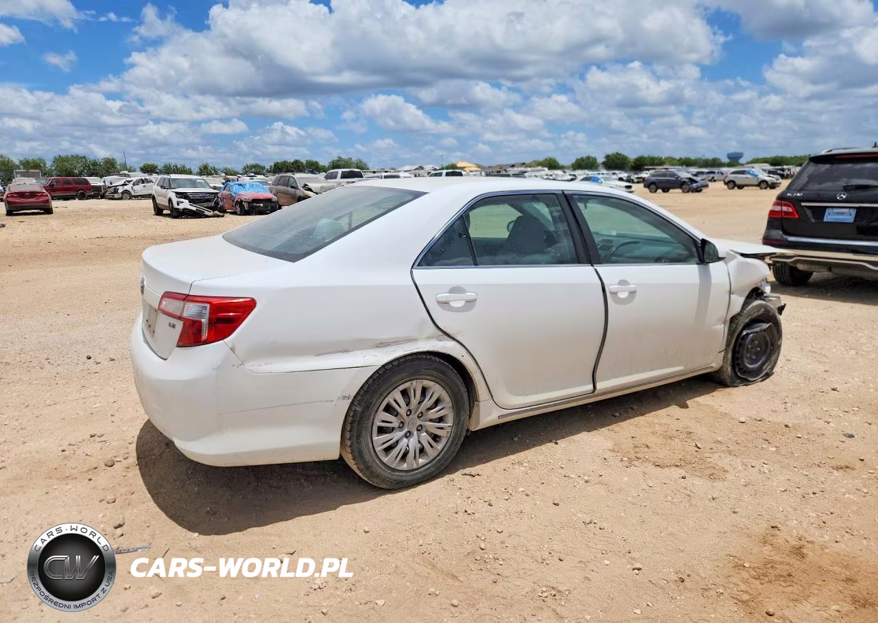 2012 Toyota Camry Le VIN:4T1BF1FKXCU566830 - 3