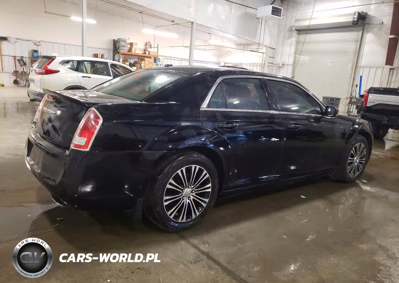 2012 Chrysler 300 S VIN:2C3CCAJT7CH238418 - 3