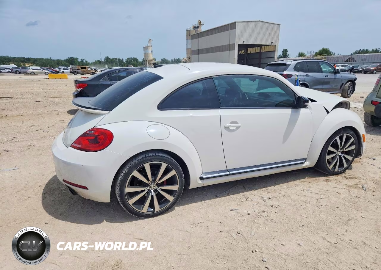 2012 Volkswagen Beetle Turbo VIN:3VWVA7AT9CM643885 - 3