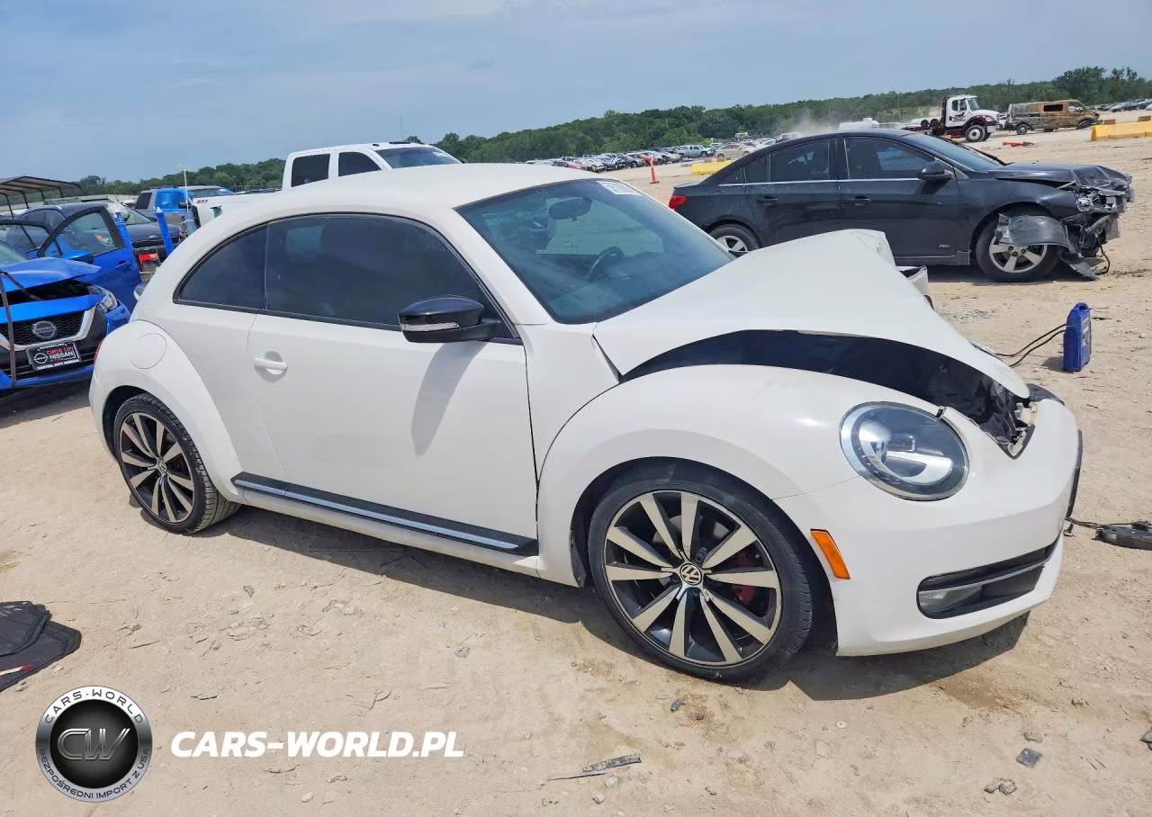 2012 Volkswagen Beetle Turbo VIN:3VWVA7AT9CM643885 - 4