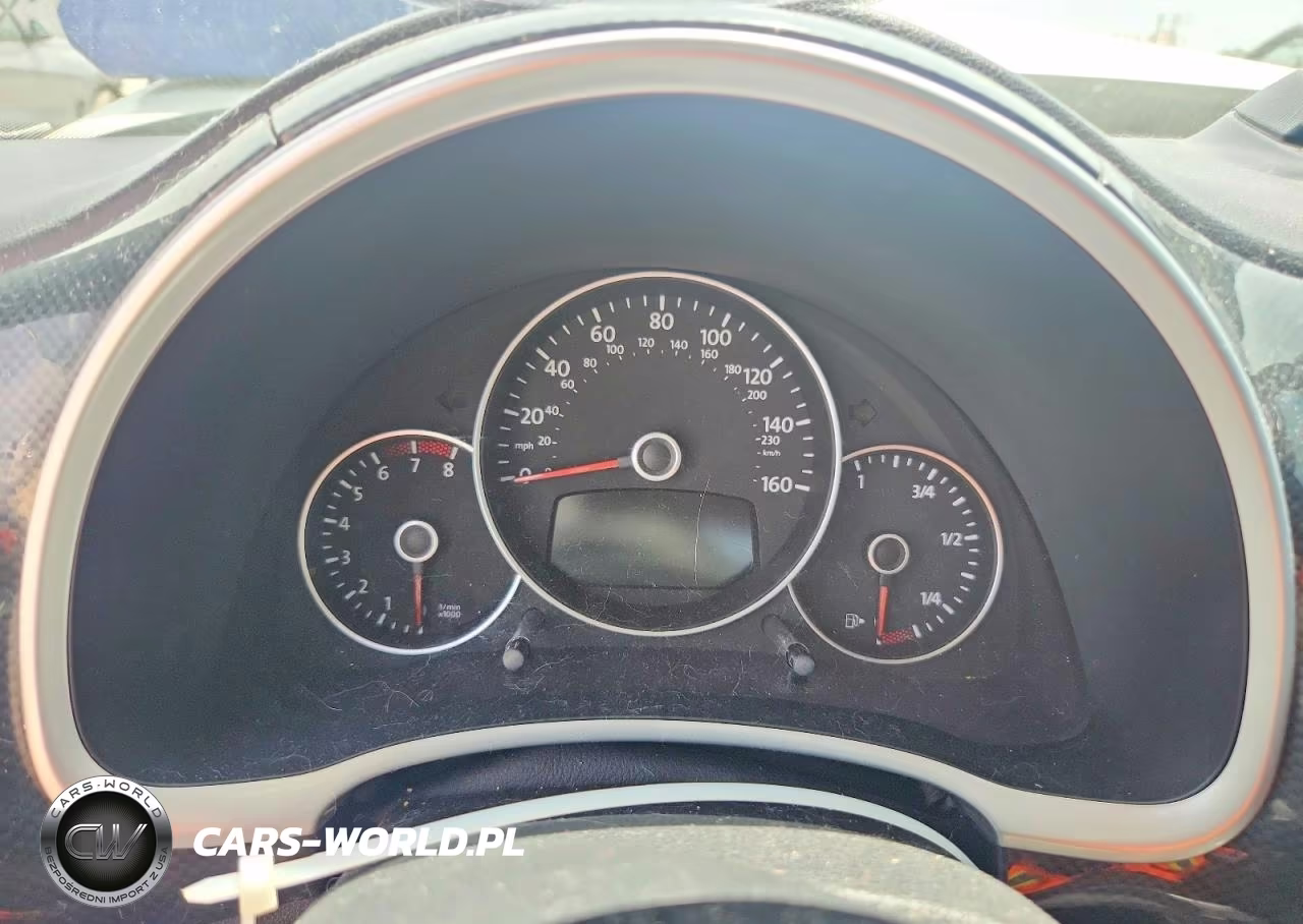 2012 Volkswagen Beetle Turbo VIN:3VWVA7AT9CM643885 - 9