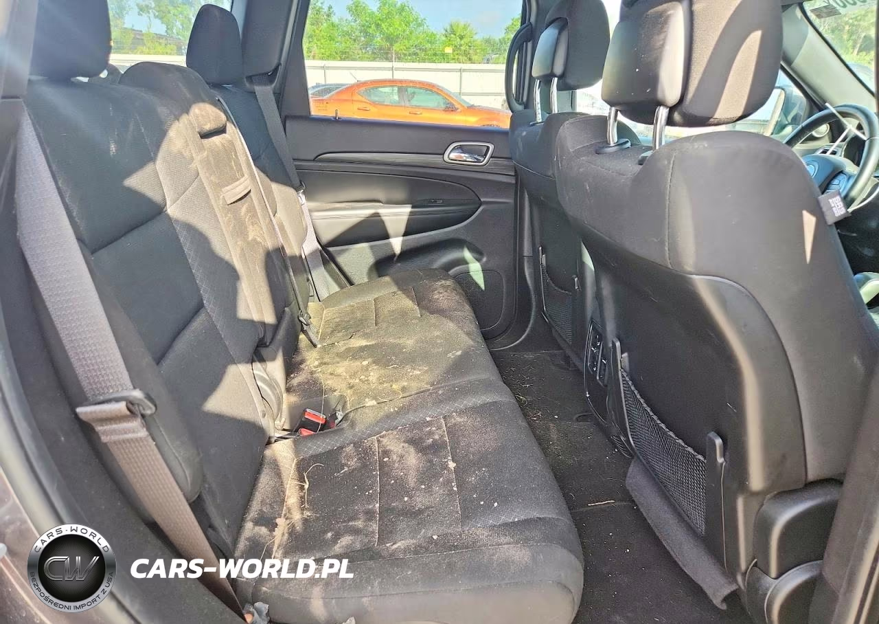 2020 Jeep Grand Cherokee Laredo VIN:1C4RJEAG8LC392399 - 10
