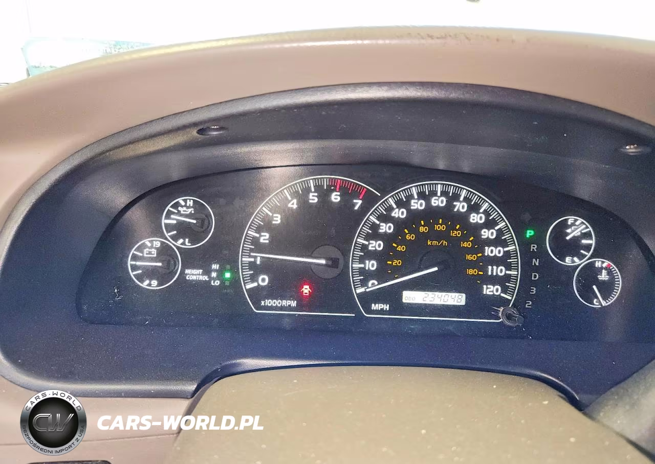 2005 Toyota Sequoia Limited VIN:5TDBT48A25S250154 - 9