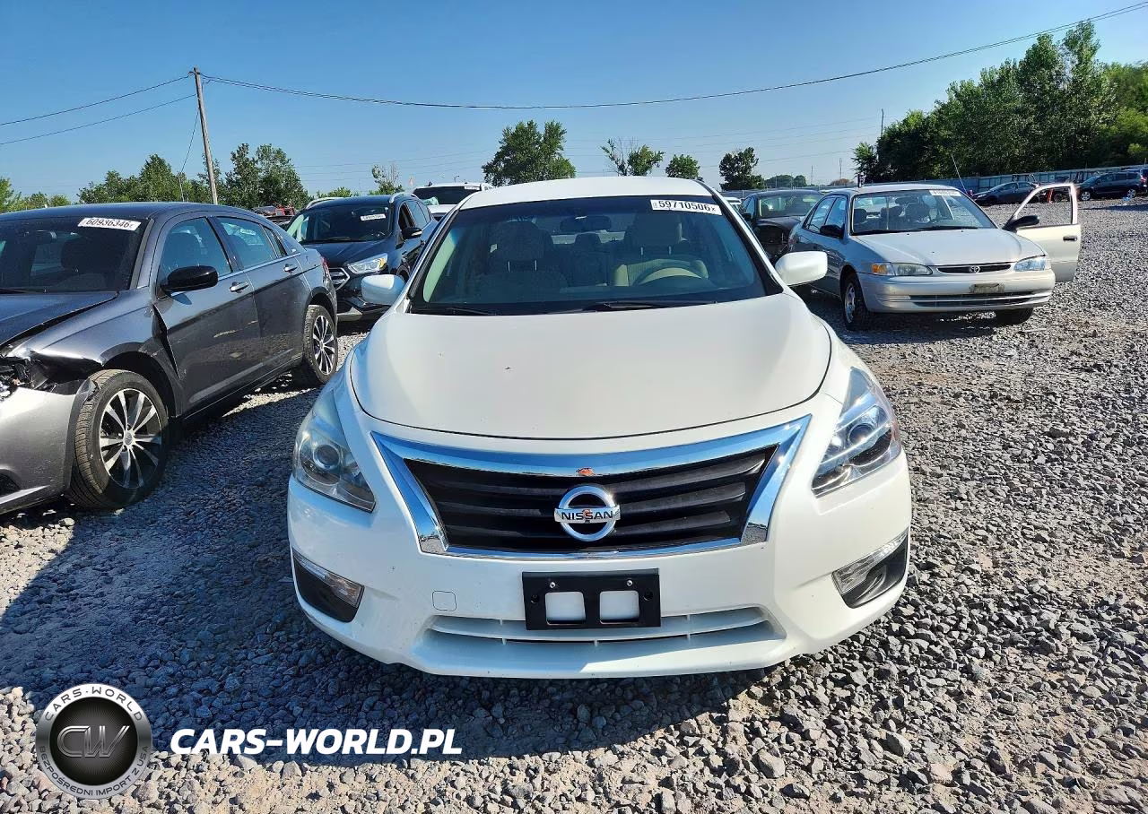 2014 Nissan Altima 2.5 S VIN:1N4AL3AP0EC424802 - 5