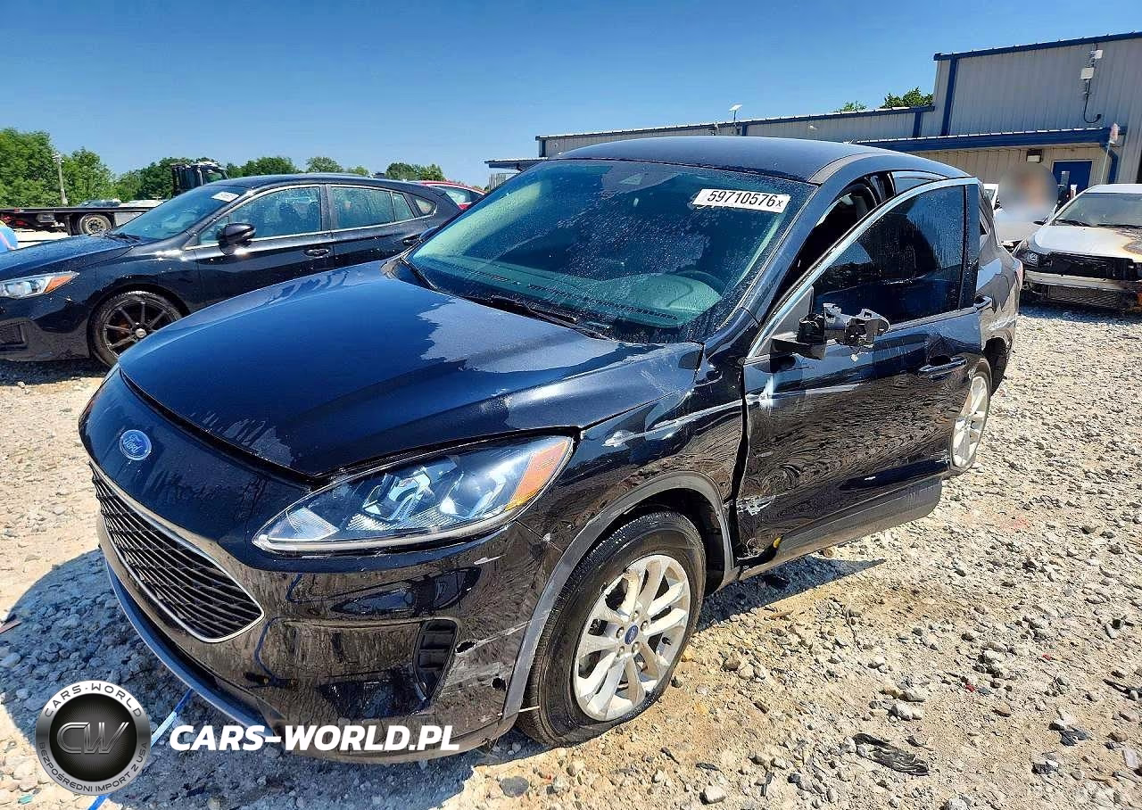2020 Ford Escape Se