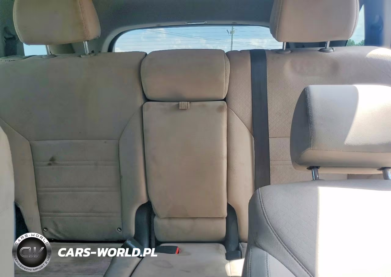 2019 Kia Sorento Lx V6 VIN:5XYPG4A54KG481718 - 10