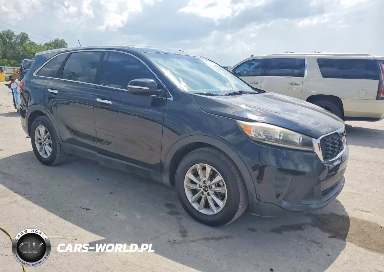 2019 Kia Sorento Lx V6 VIN:5XYPG4A54KG481718 - 4