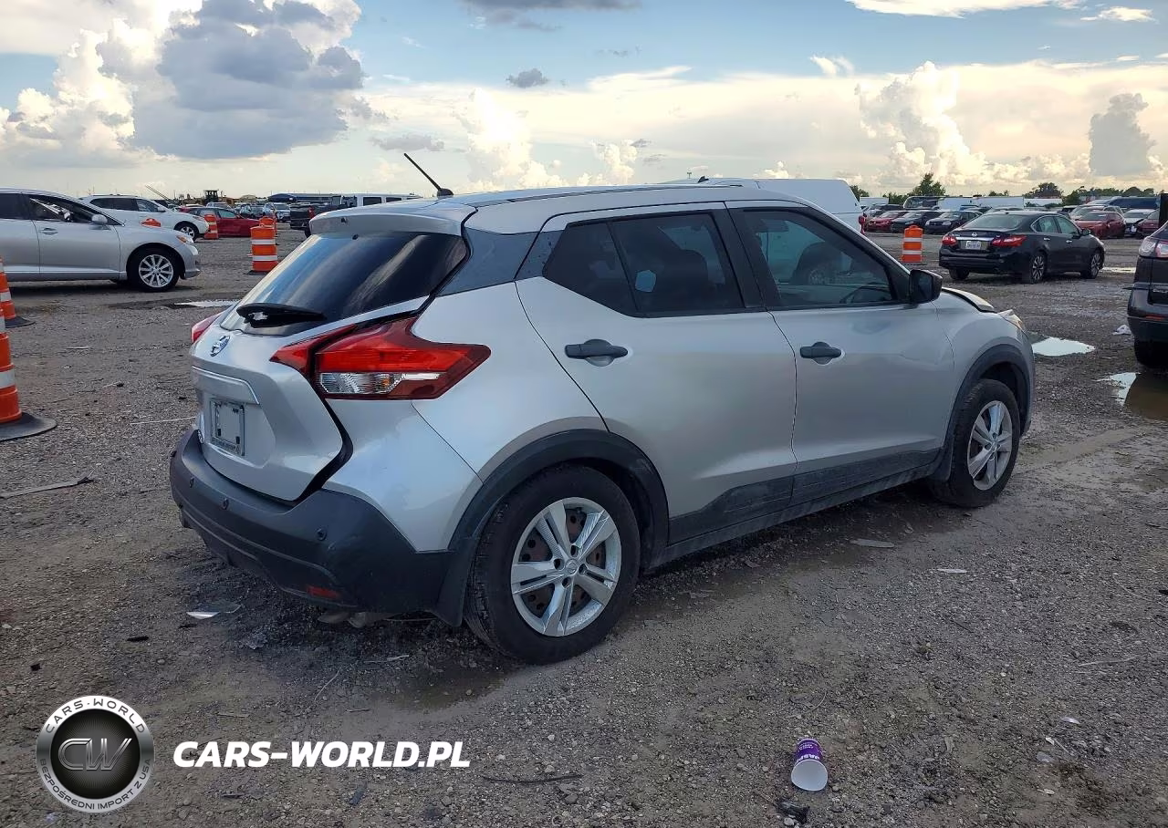 2020 Nissan Kicks S VIN:3N1CP5BV1LL580044 - 3