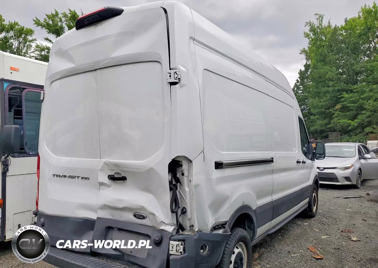 2022 Ford Transit 250 Delivery Van VIN:1FTBR1X85NKA75465 - 3