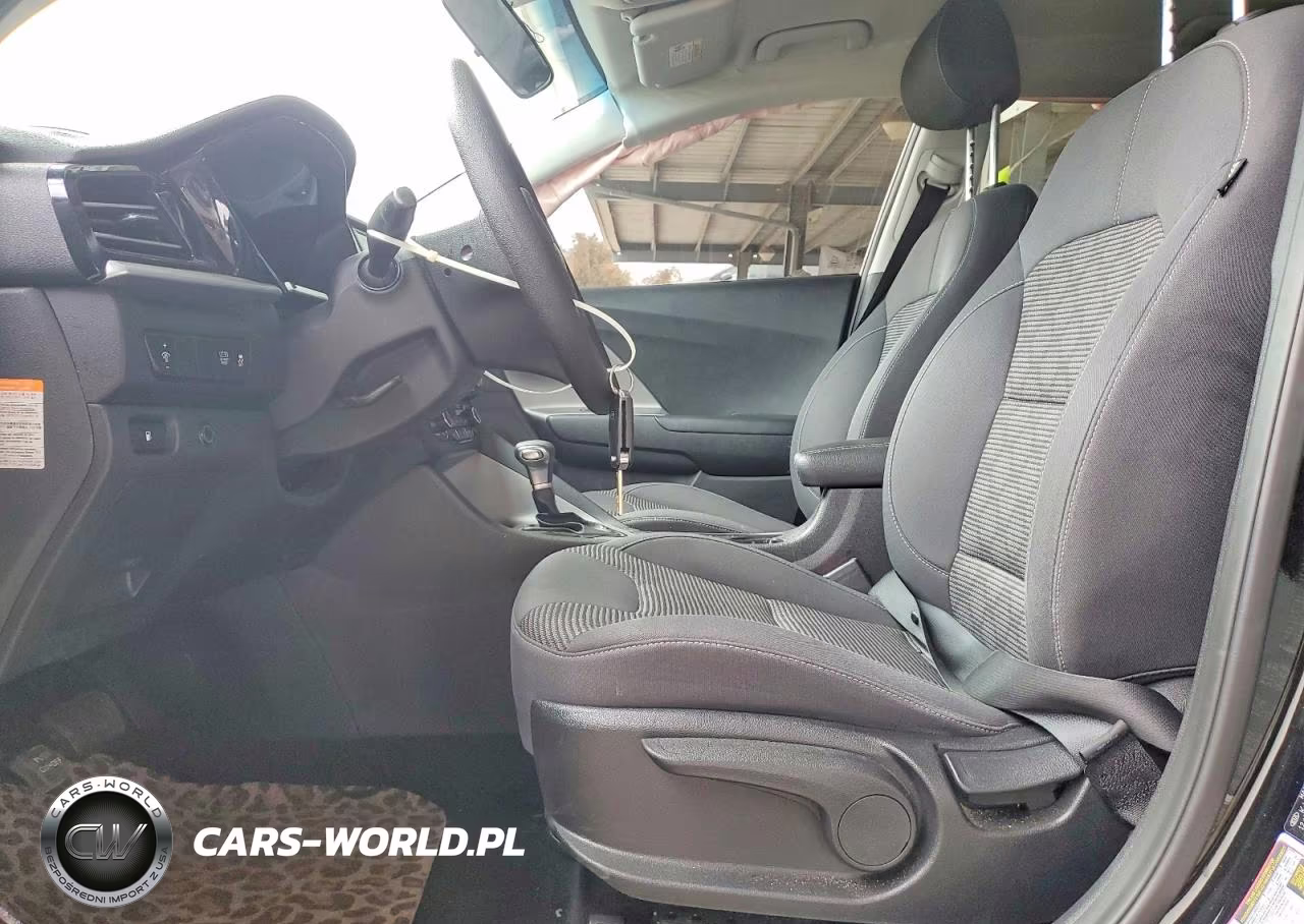 2020 Kia Niro Lx VIN:KNDCB3LC6L5368088 - 7