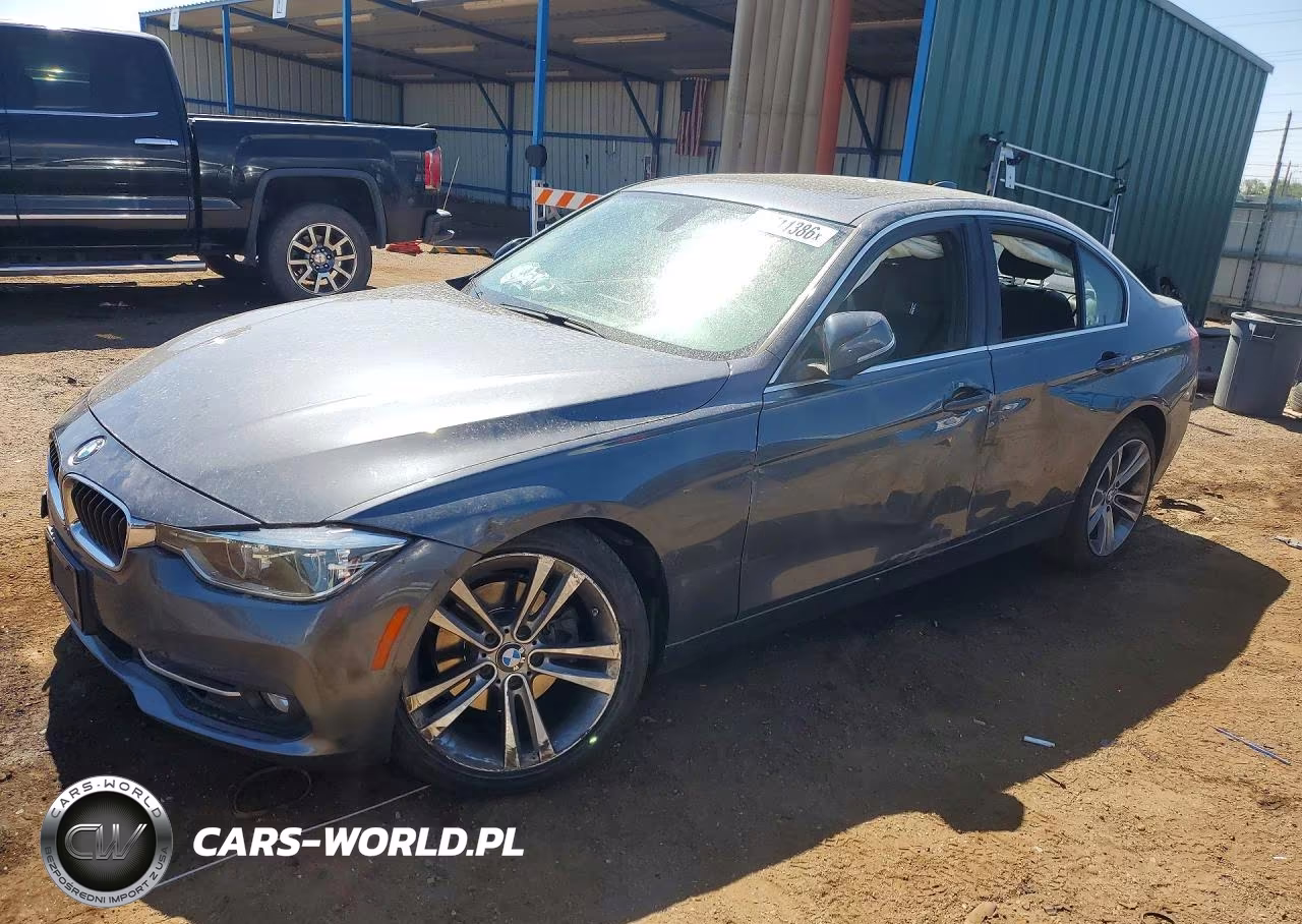 2018 BMW 330 Xi VIN:WBA8D9C57JA607735 - 1