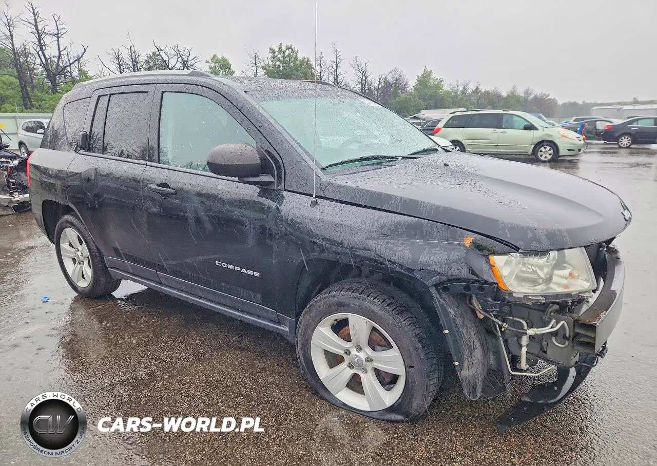 2013 Jeep Compass Sport VIN:1C4NJDBB5DD245481 - 4