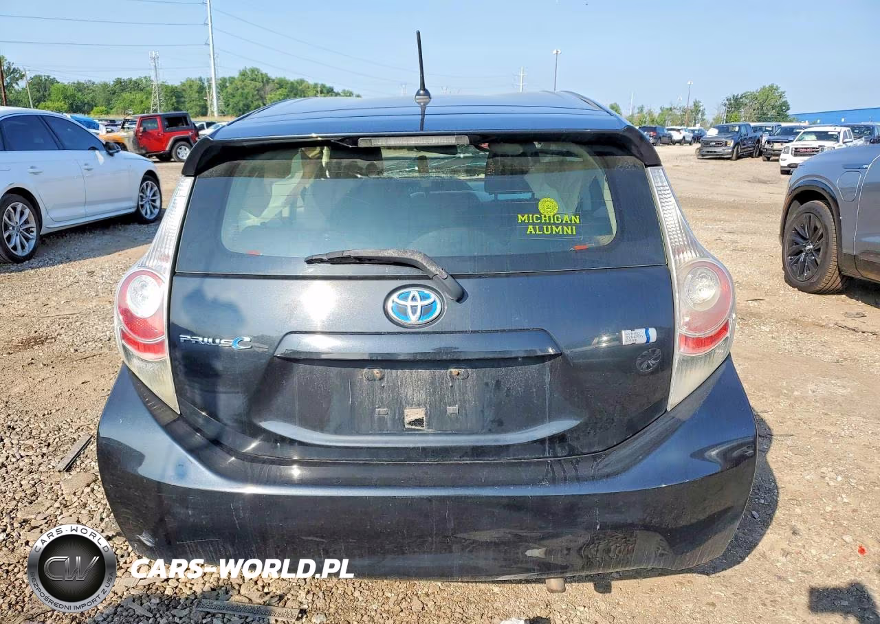 2012 Toyota Prius C Two VIN:JTDKDTB35C1508484 - 6