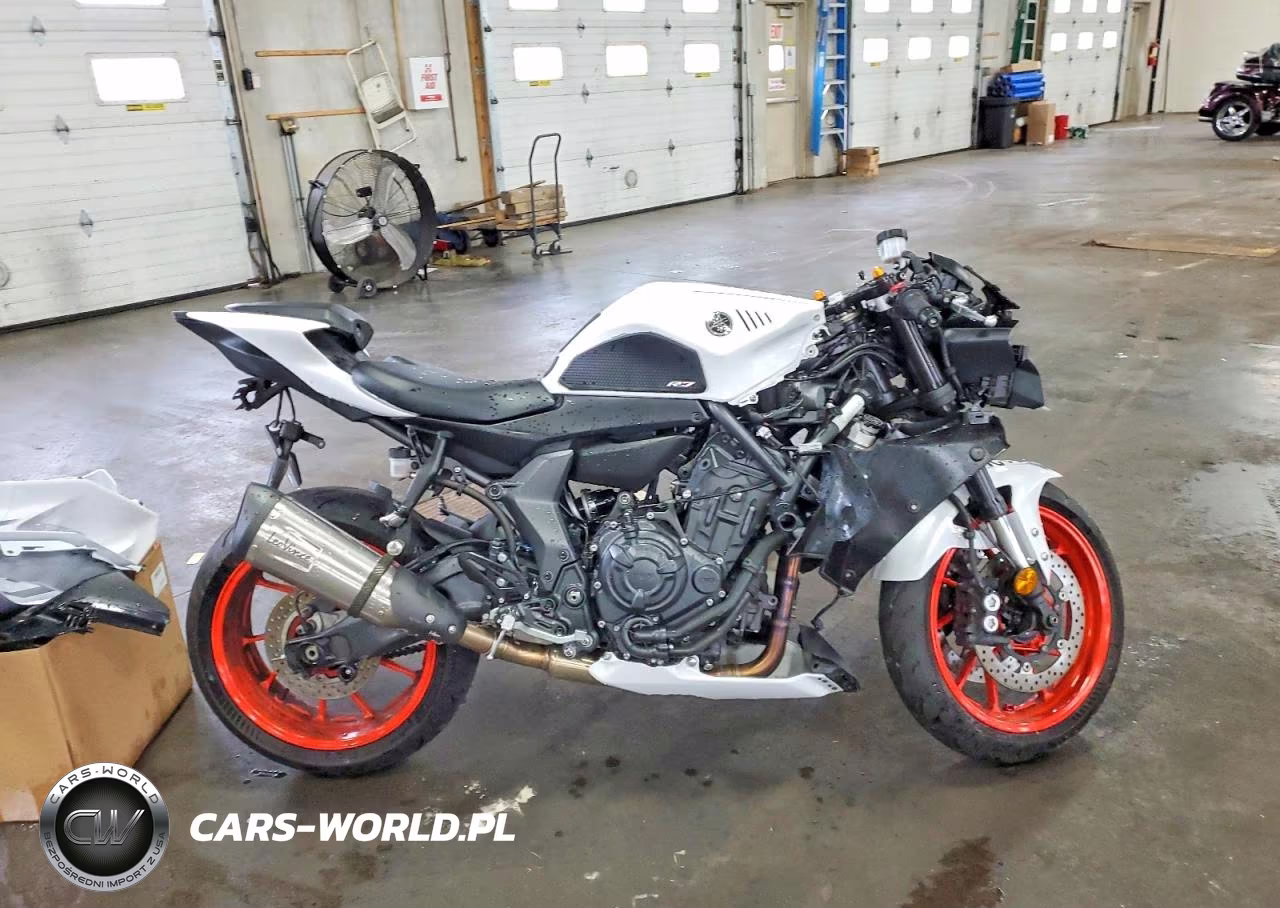 2023 Yamaha Yzfr7 – zdjęcie 1 z 10