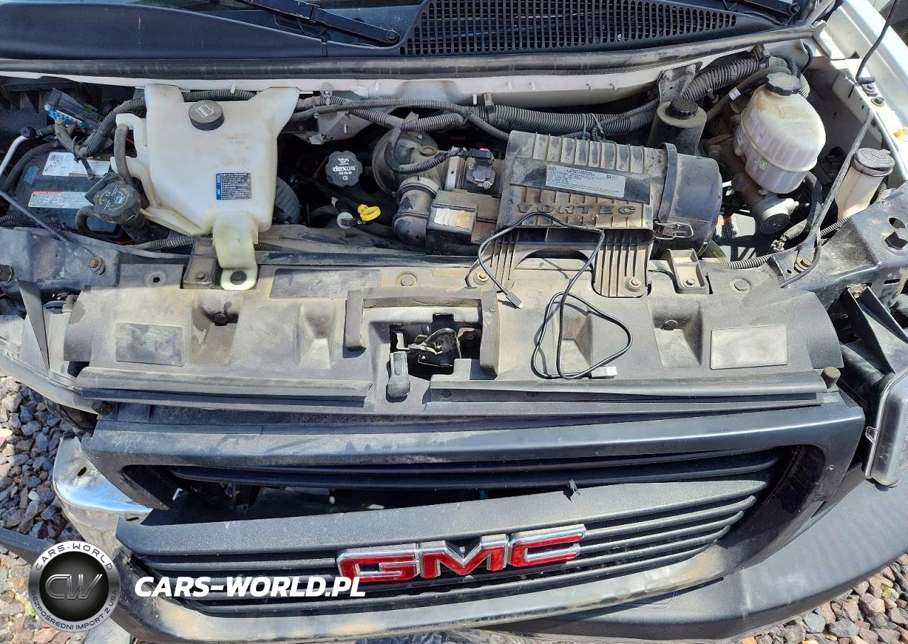 2020 GMC Savana Cutaway G4500 VIN:7GZ67UCG1LN000587 - 11