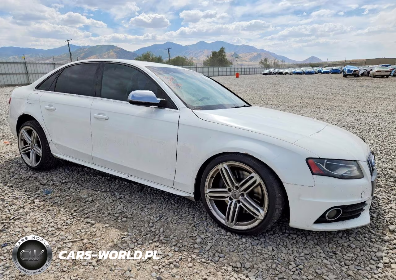 2010 Audi S4 Premium Plus VIN:WAUBGAFL9AA183791 - 4