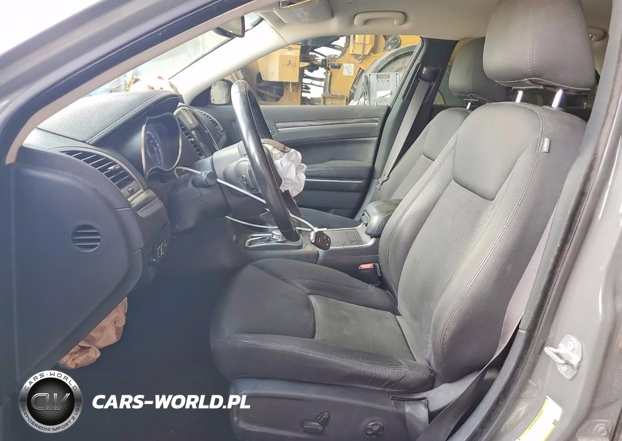 2019 Chrysler 300 Touring VIN:2C3CCAAG3KH648389 - 7