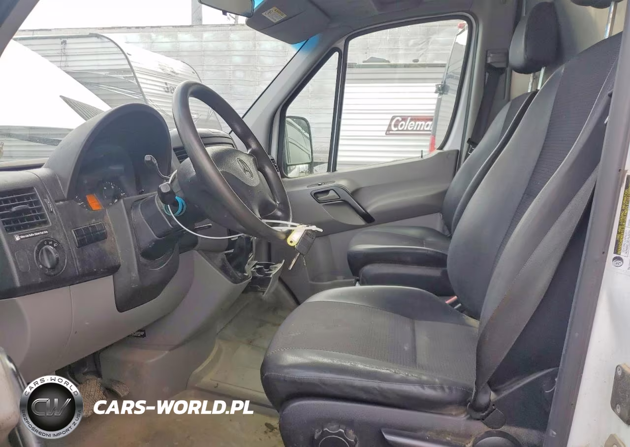 2017 Mercedes Benz Sprinter 2500 Delivery Van VIN:WD3PE7CD4HP529231 - 7