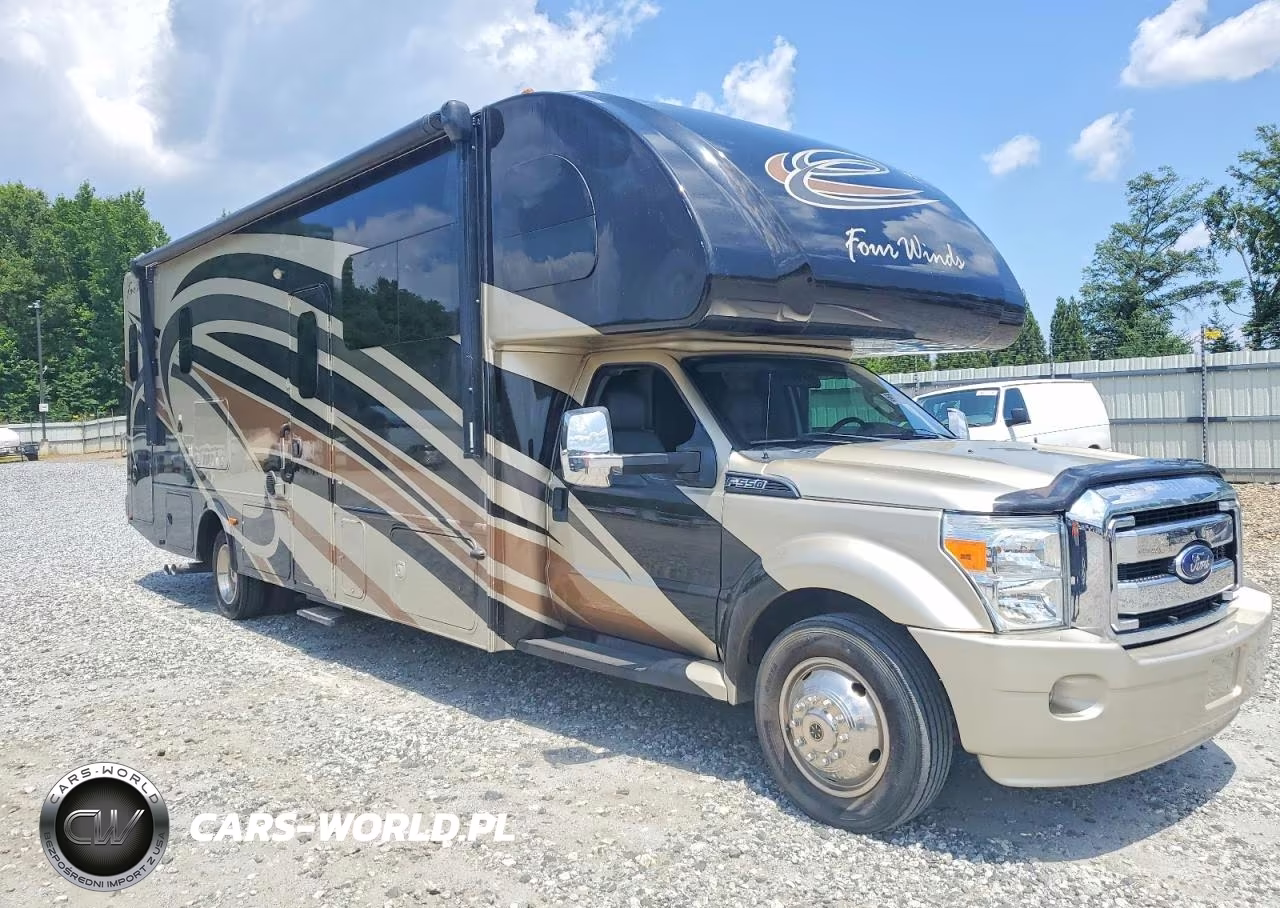 2015 Ford F-550 Chassis