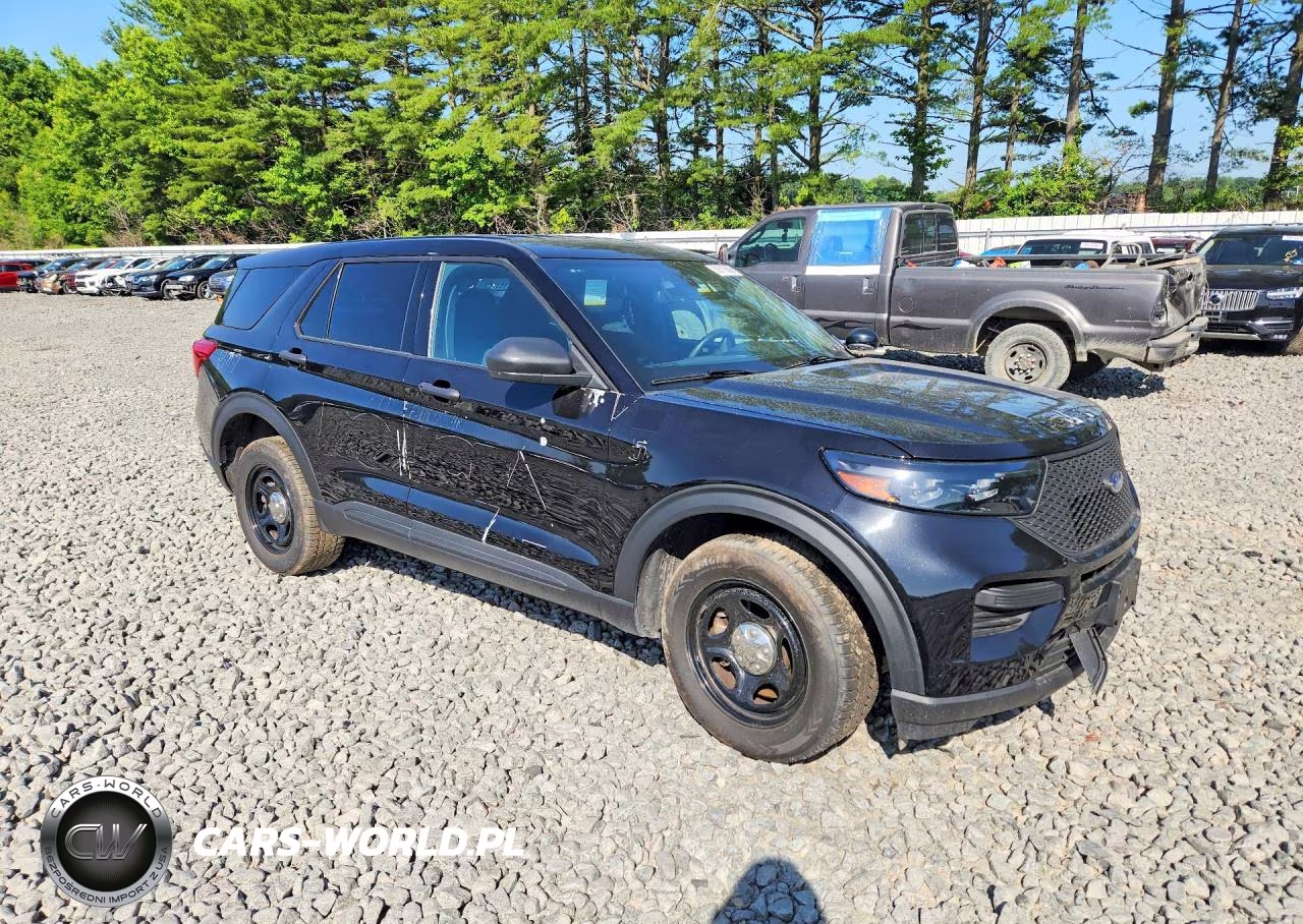 2023 Ford Explorer Police Interceptor VIN:1FM5K8AB1PGA62633 - 4