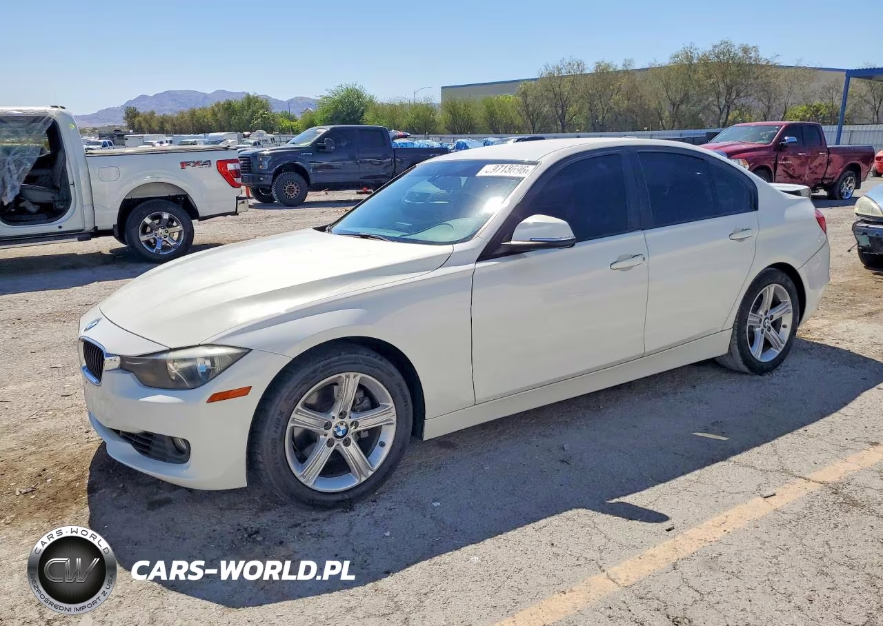 2013 BMW 328 I – zdjęcie 1 z 12