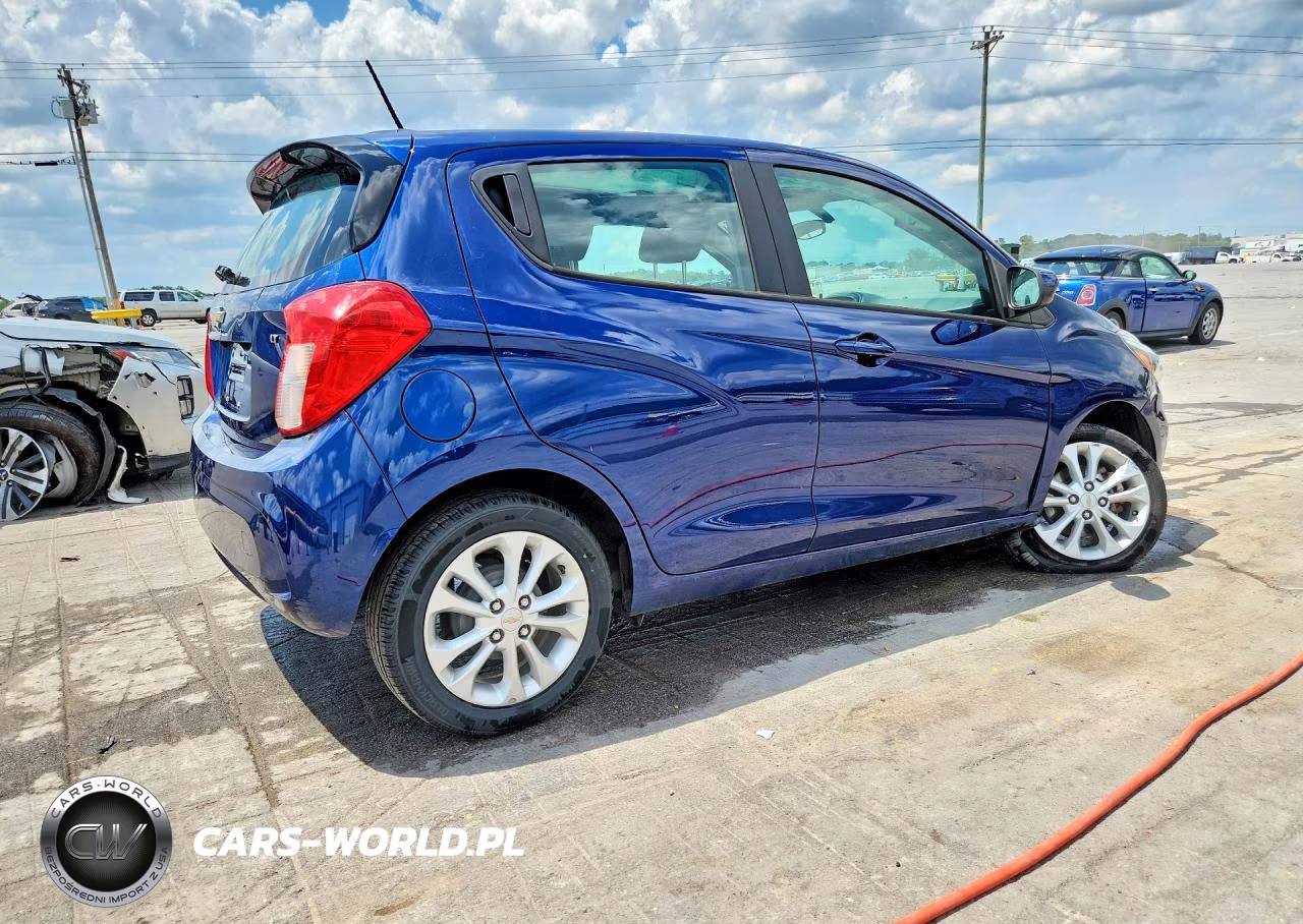 2022 Chevrolet Spark 1Lt VIN:KL8CD6SAXNC027764 - 3