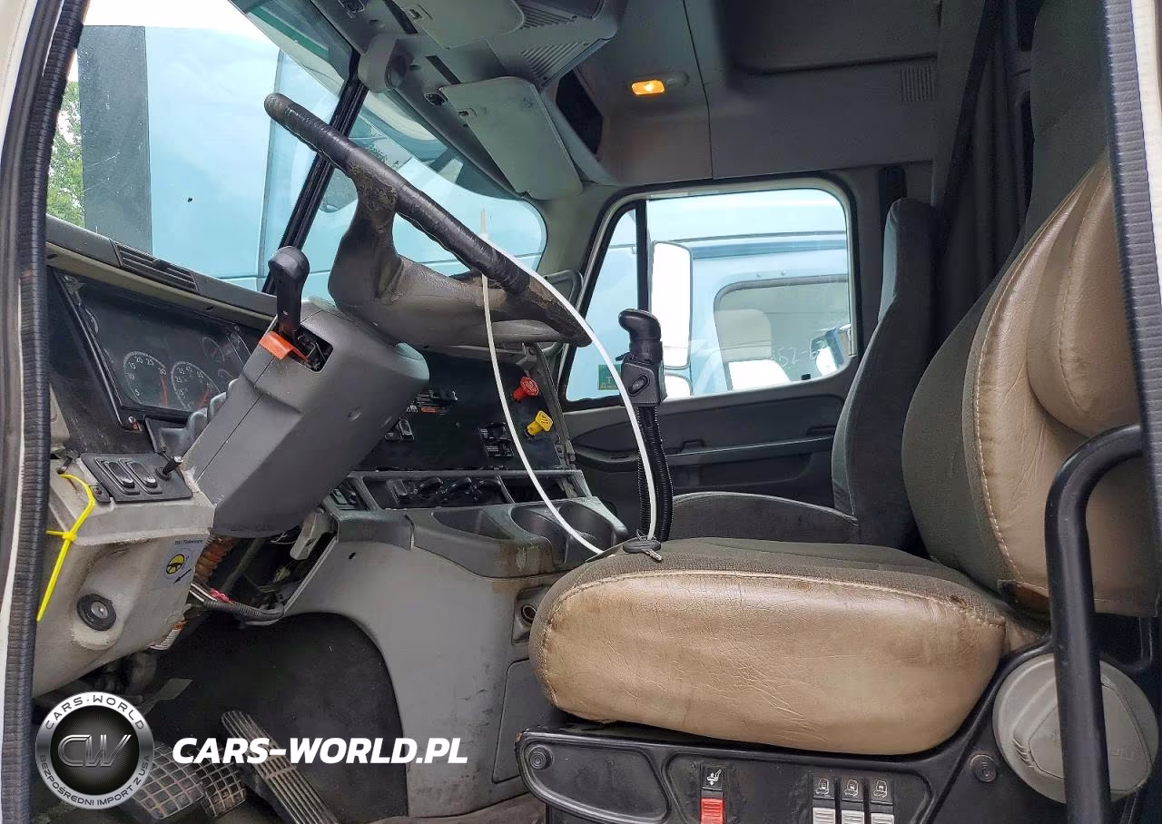 2006 Freightliner Conventional Columbia VIN:1FUJA6CK66LW27108 - 7