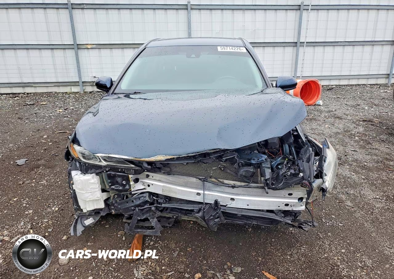 2018 Toyota Camry Se VIN:4T1B11HK3JU575328 - 5